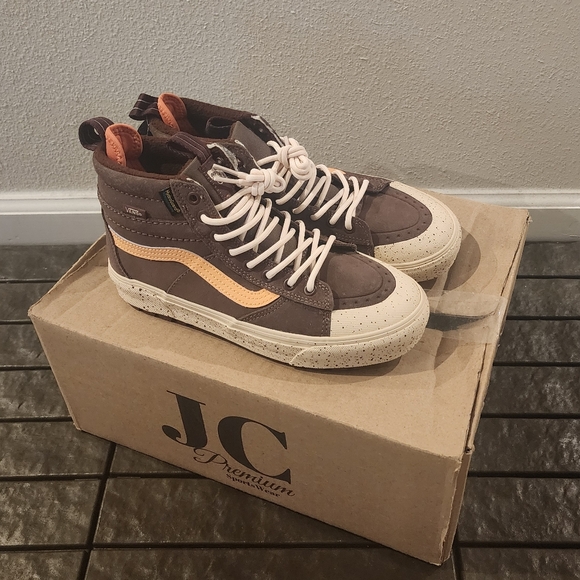 Men's Vans MTE Sk8-Hi Waterproof 'Splatter Taupe' - Picture 12 of 16